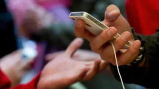 Attacco “zero-click” su WhatsApp: scatta l’allarme sicurezza sui dispositivi Apple