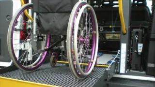 Trasporto scolastico per studenti con disabilità, tre operatori rispondono al bando. Giampietro: «Ora massima celerità»